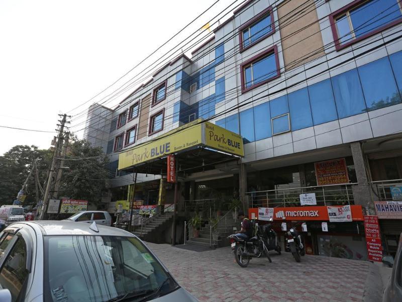 Capital O 7331 Hotel Downtown Nueva Delhi Exterior foto