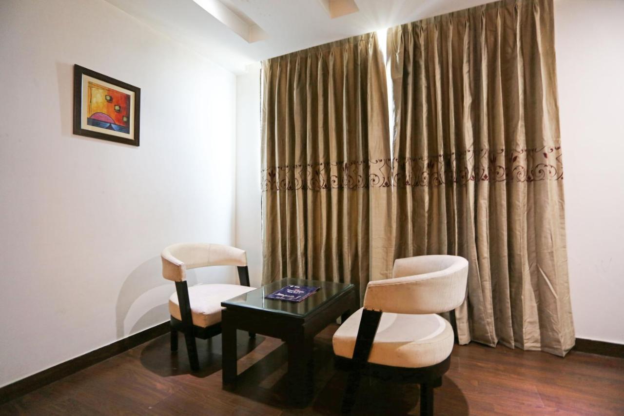 Capital O 7331 Hotel Downtown Nueva Delhi Exterior foto
